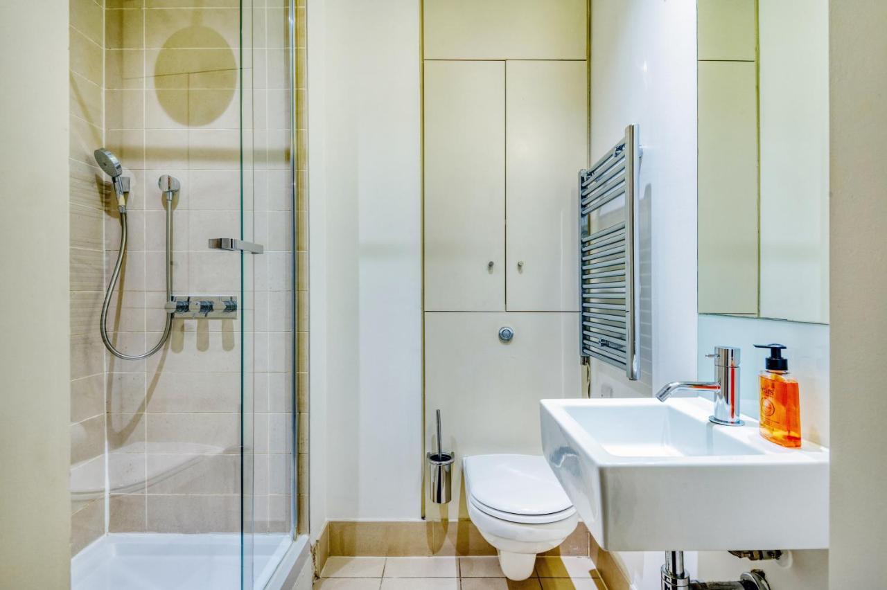 Modern Mayfair Apartment Londres Extérieur photo