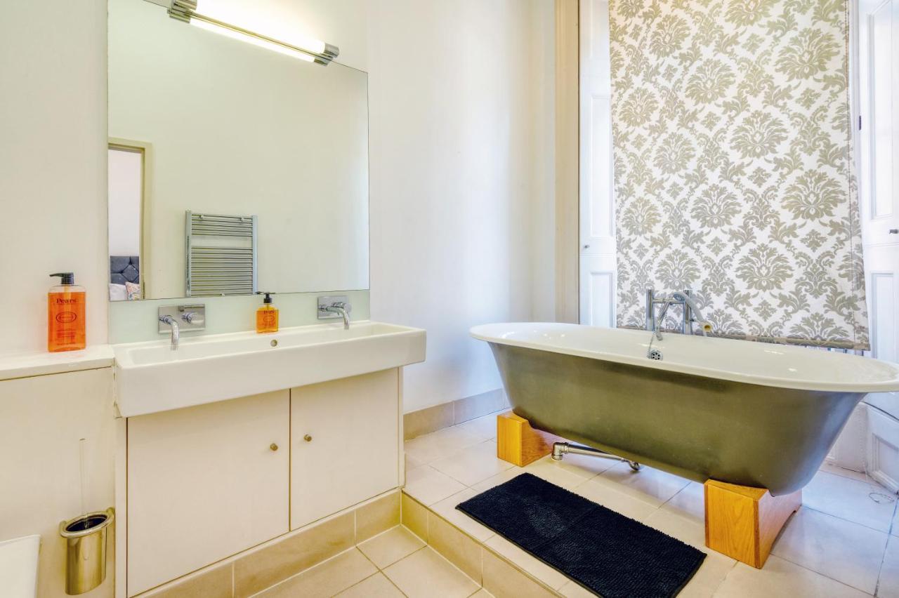 Modern Mayfair Apartment Londres Extérieur photo